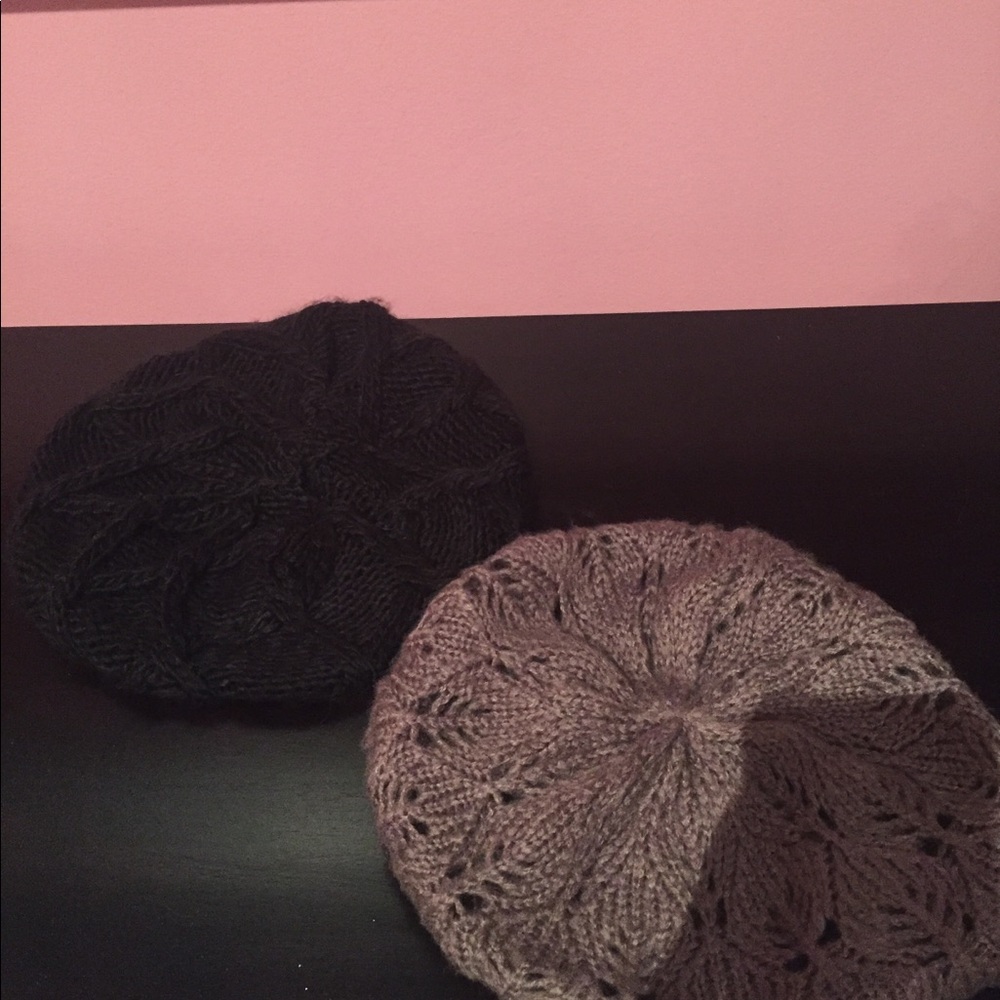 2 hats